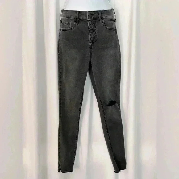 Old Navy Rockstar Super Skinny High-Rise Jeans (589) - Picture 1 of 15